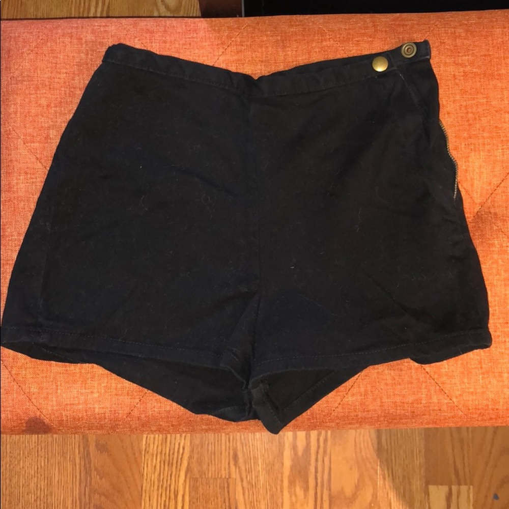 American Apparel Black Booty short 24/25